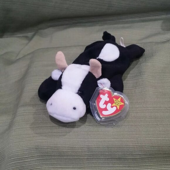 Ty Other - Ty Beanie Baby Daisy the Cow